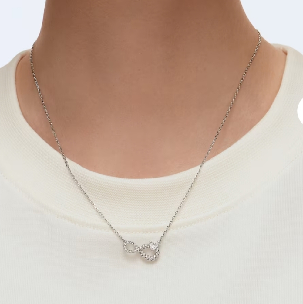 Swarovski Hyperbola Necklace Infinity, White, Rhodium Plated- Like New